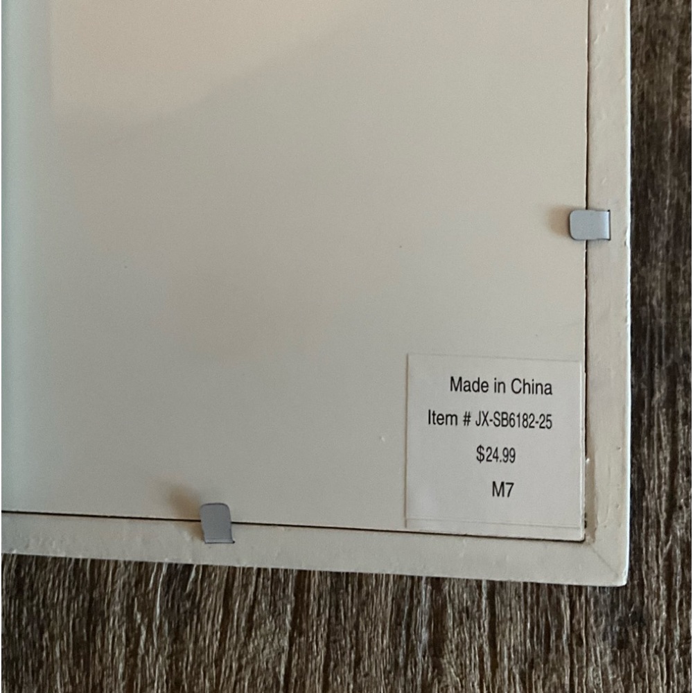 NWT Dog Shadowbox Frame White - Picture 3 of 3